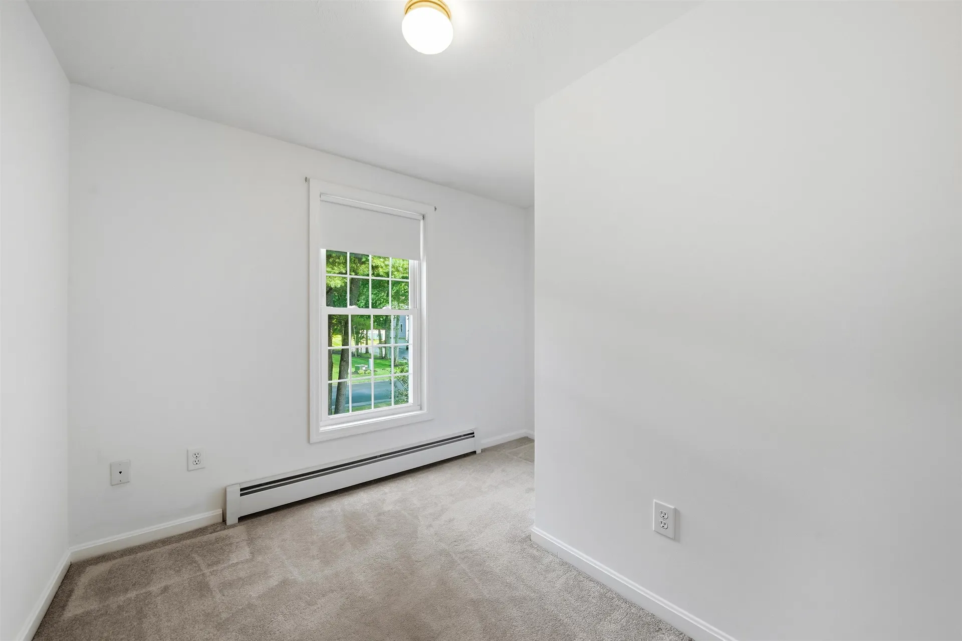 8 Wesley Lane Salem NH 03079