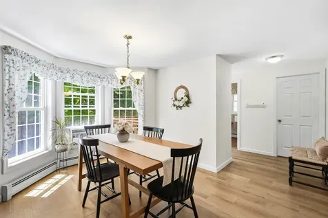 8 Wesley Lane Salem NH 03079
