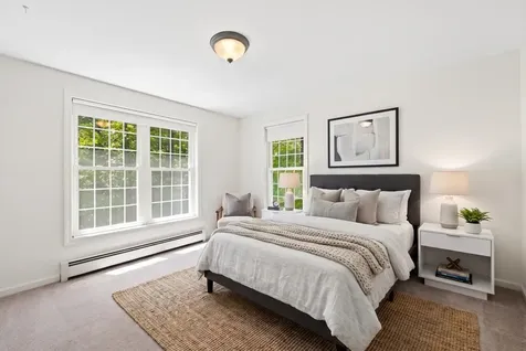 8 Wesley Lane Salem NH 03079