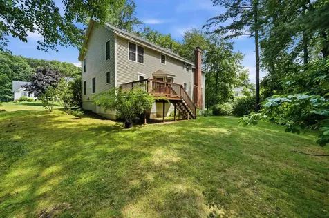 8 Wesley Lane Salem NH 03079