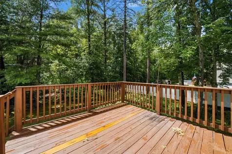 8 Wesley Lane Salem NH 03079