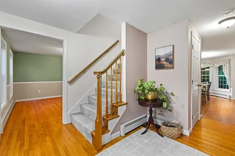 8 Wesley Lane Salem NH 03079