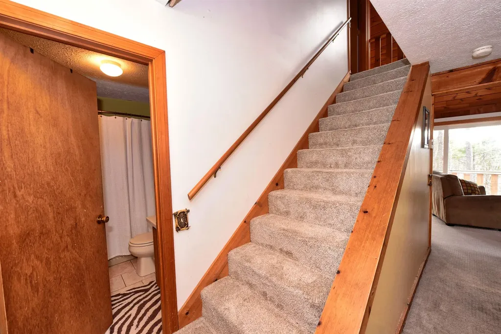 10 Jungfrau Road Madison NH 03849