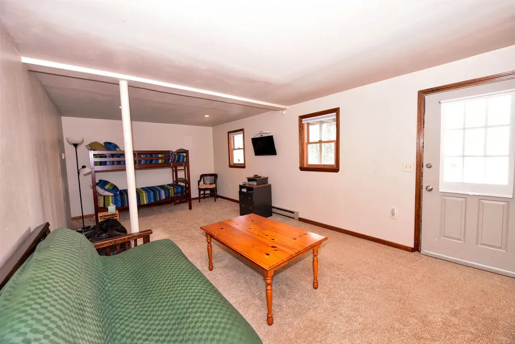 10 Jungfrau Road Madison NH 03849