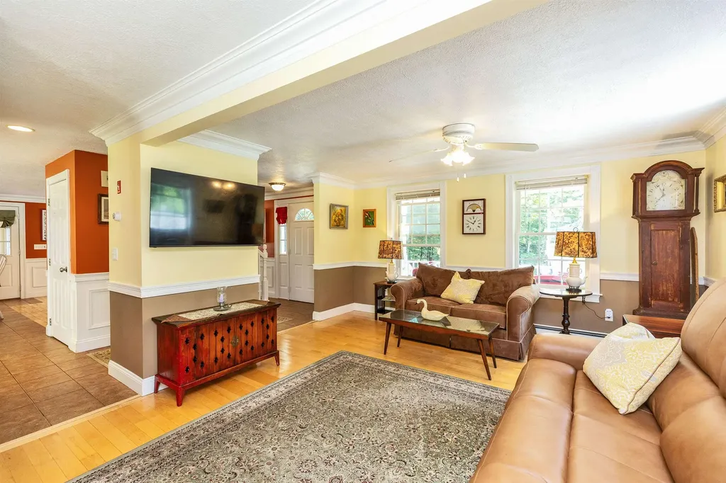57 Hubbard Pond Road New Ipswich NH 03071