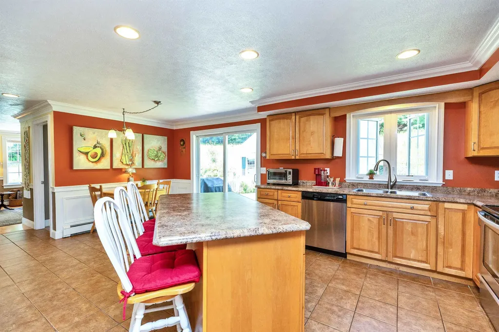 57 Hubbard Pond Road New Ipswich NH 03071
