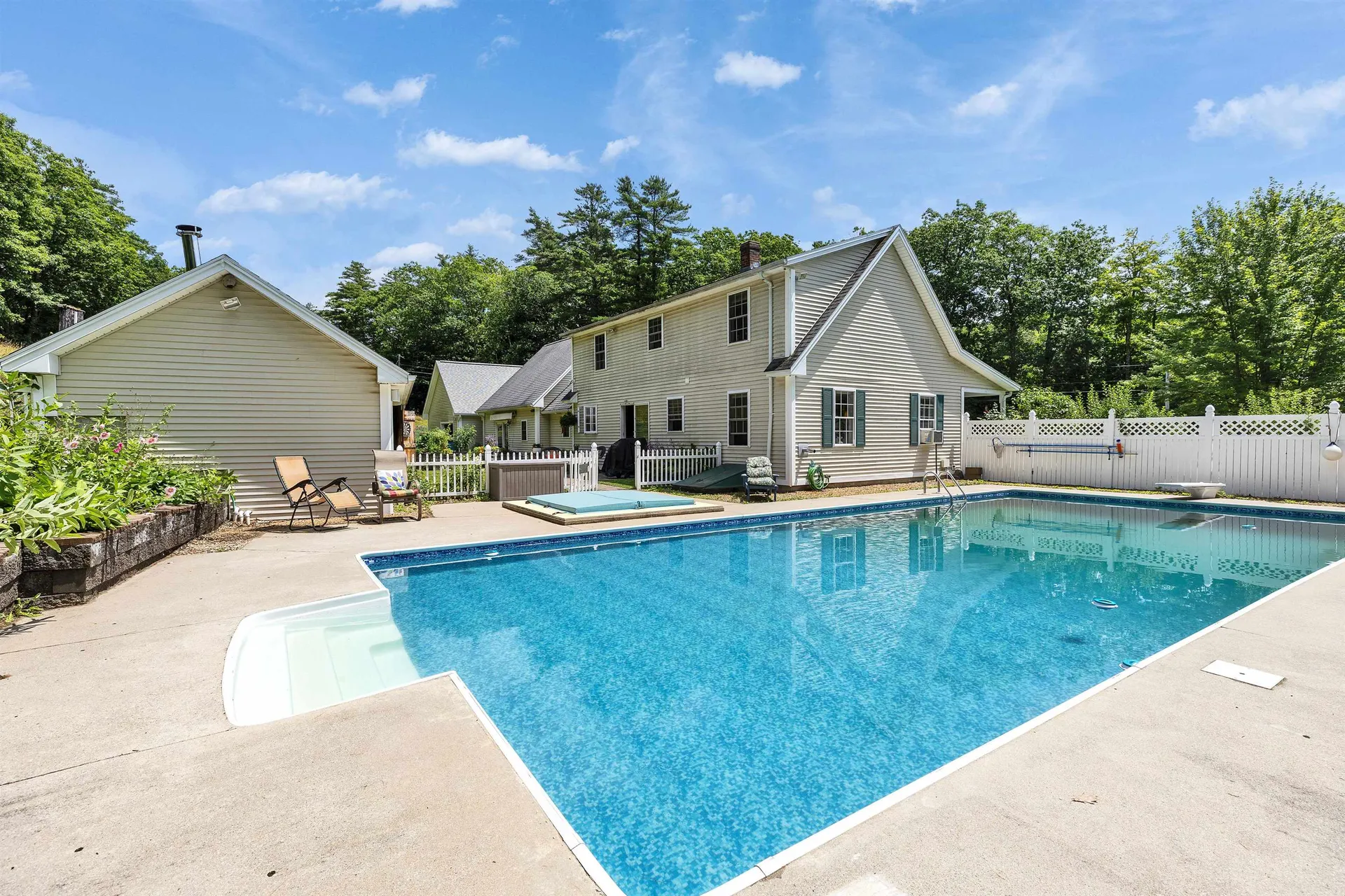 57 Hubbard Pond Road New Ipswich NH 03071