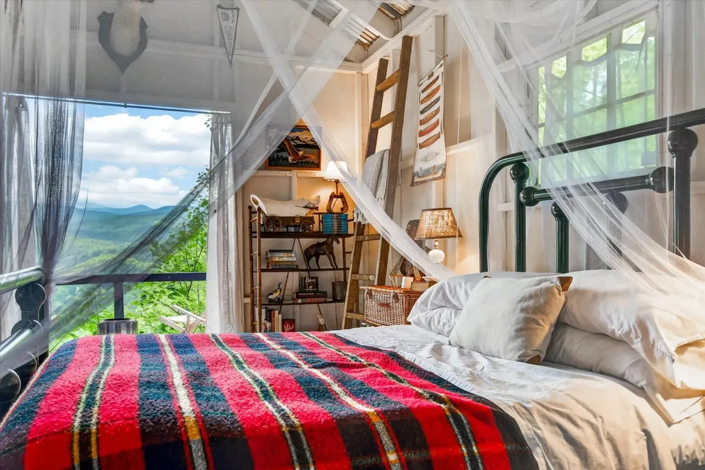 544 Vulture Mountain Road Stockbridge VT 05772