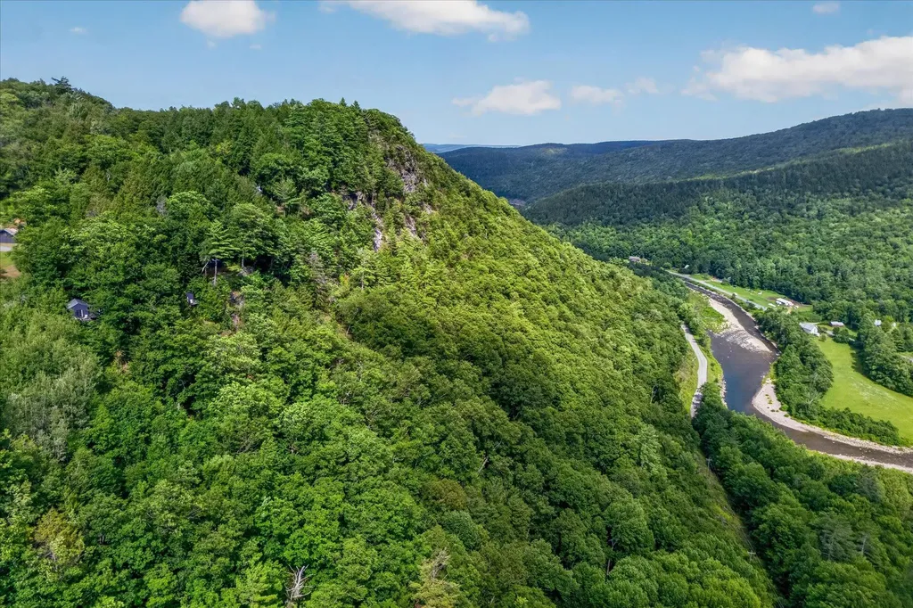544 Vulture Mountain Road Stockbridge VT 05772