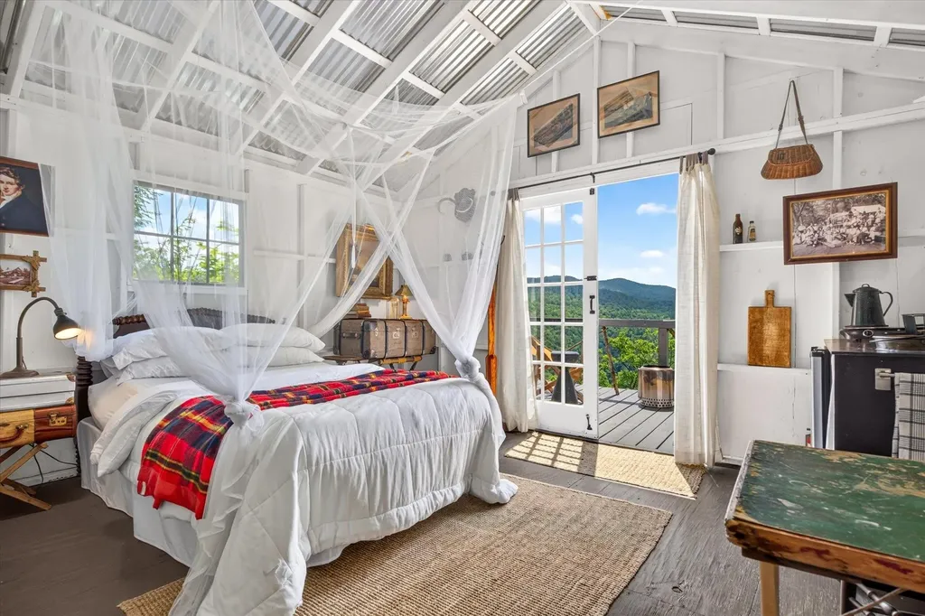 544 Vulture Mountain Road Stockbridge VT 05772