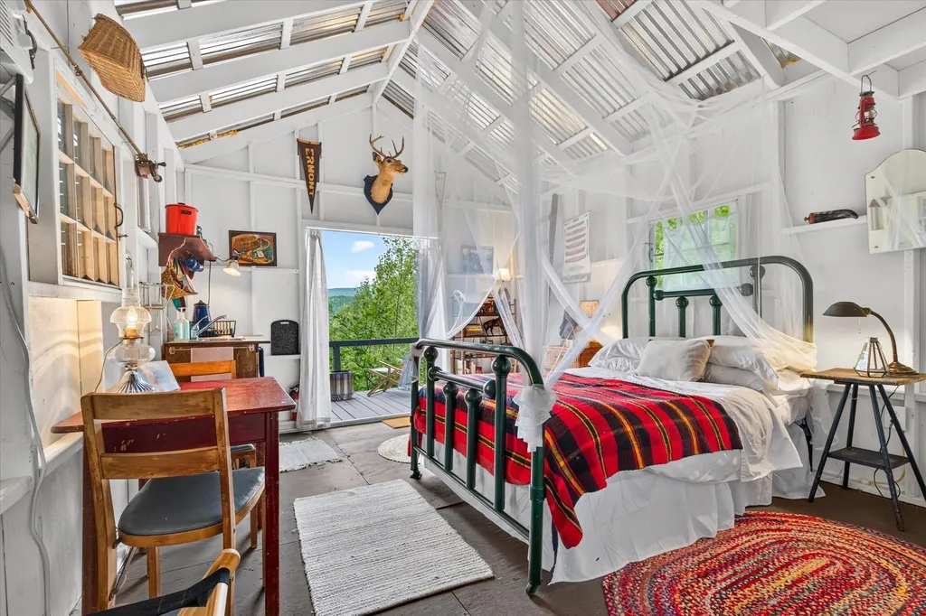 544 Vulture Mountain Road Stockbridge VT 05772