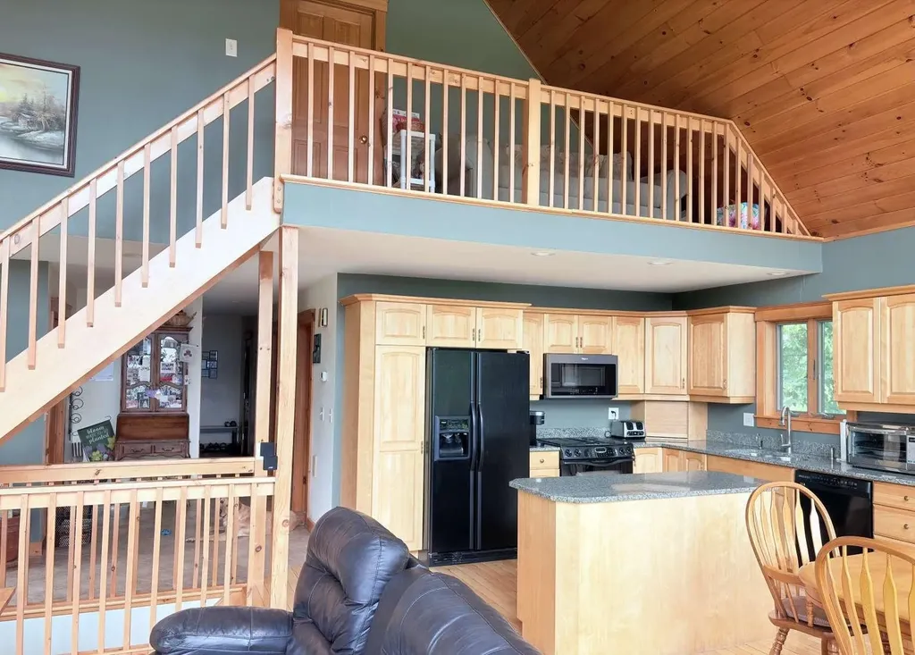 3420 Lake Road Newport City VT 05857