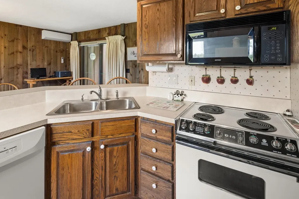 354 Stonybrook Road Stowe VT 05672