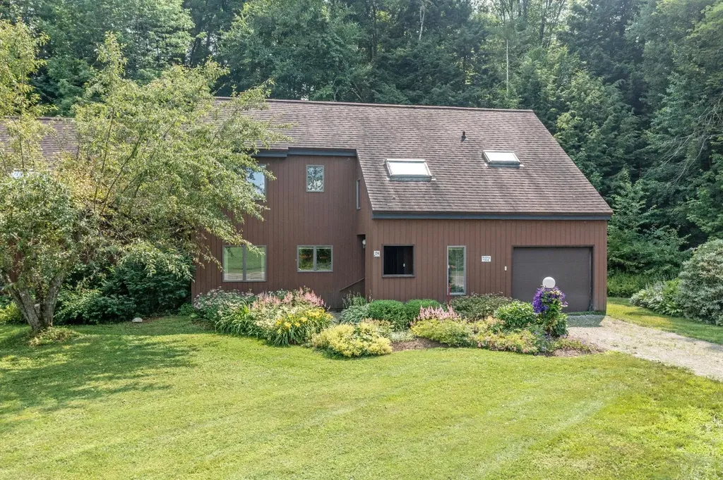 354 Stonybrook Road Stowe VT 05672