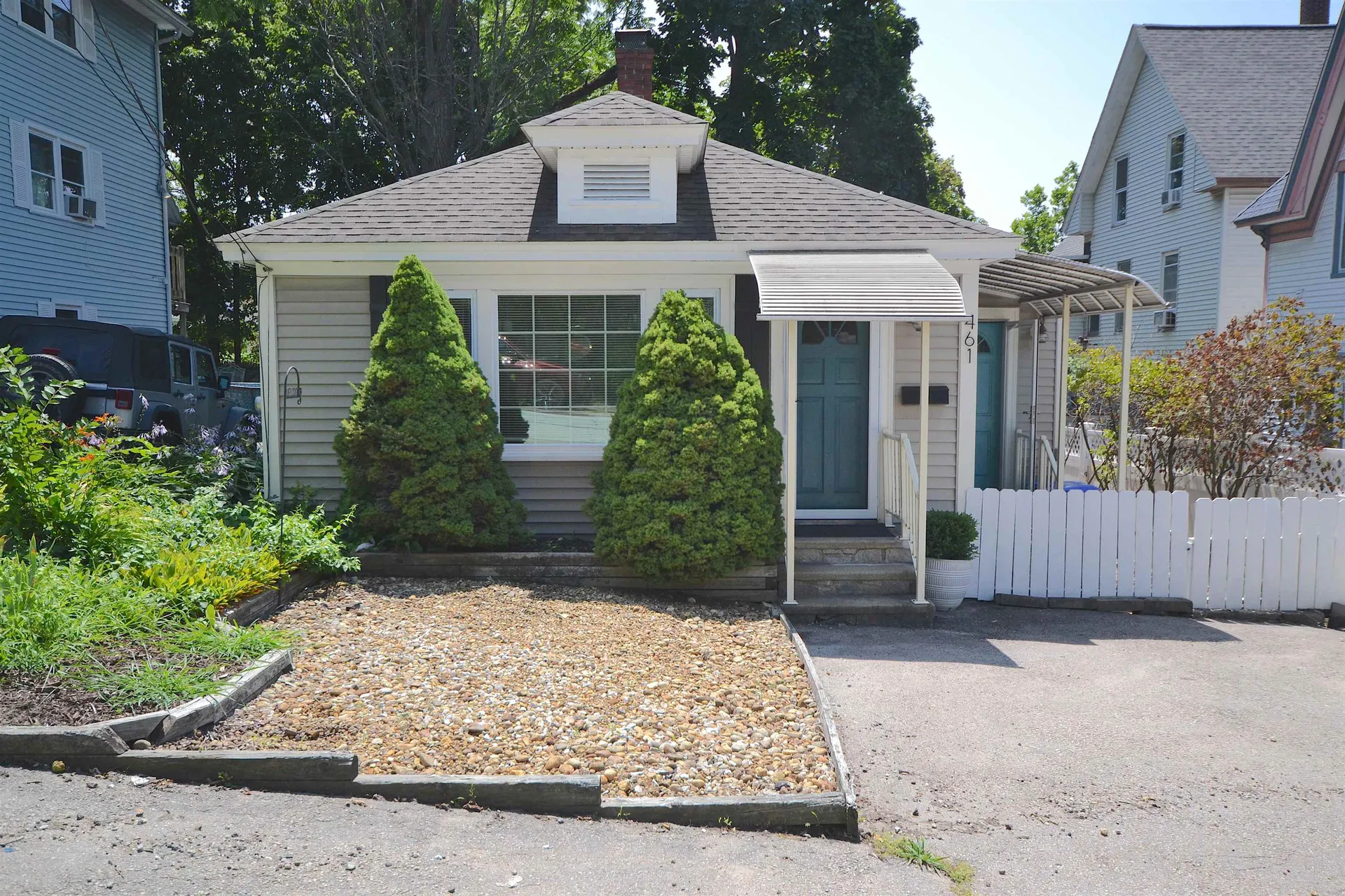 461 Manchester Street Manchester NH 03103