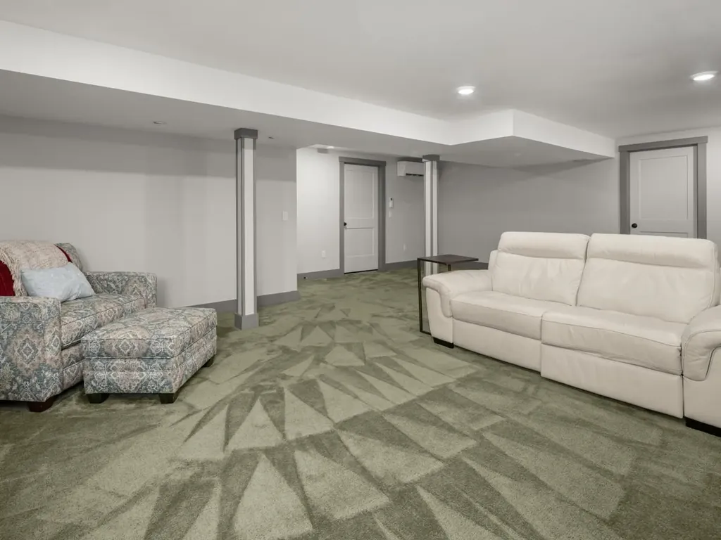 638 Vale Drive South Burlington VT 05403