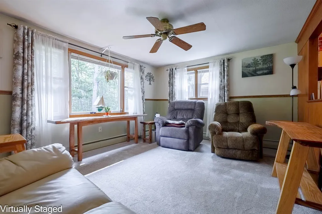 30 Horse Corner Road Chichester NH 03258