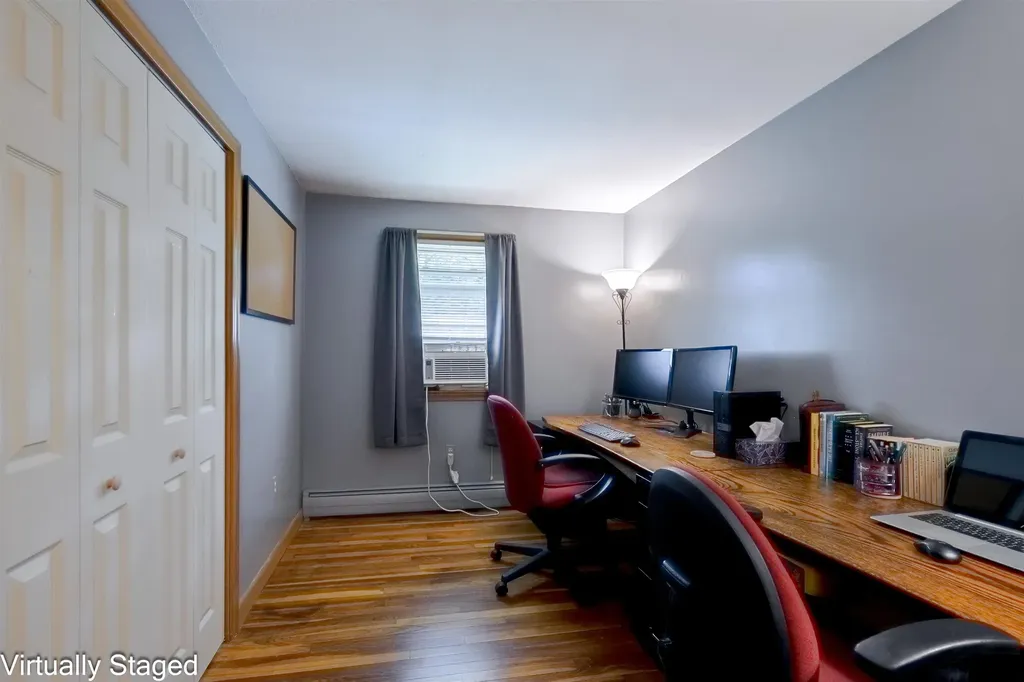30 Horse Corner Road Chichester NH 03258