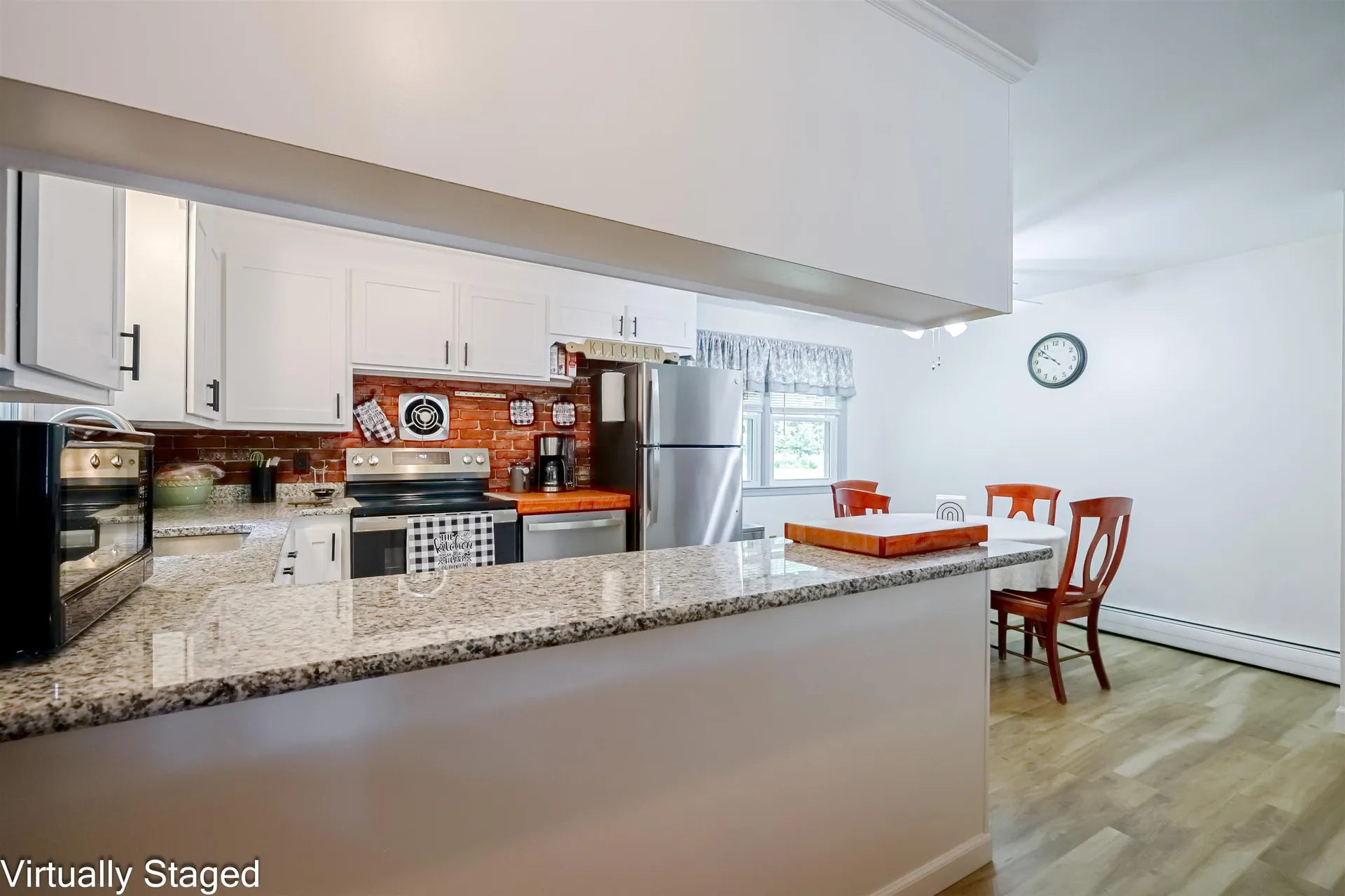 30 Horse Corner Road Chichester NH 03258