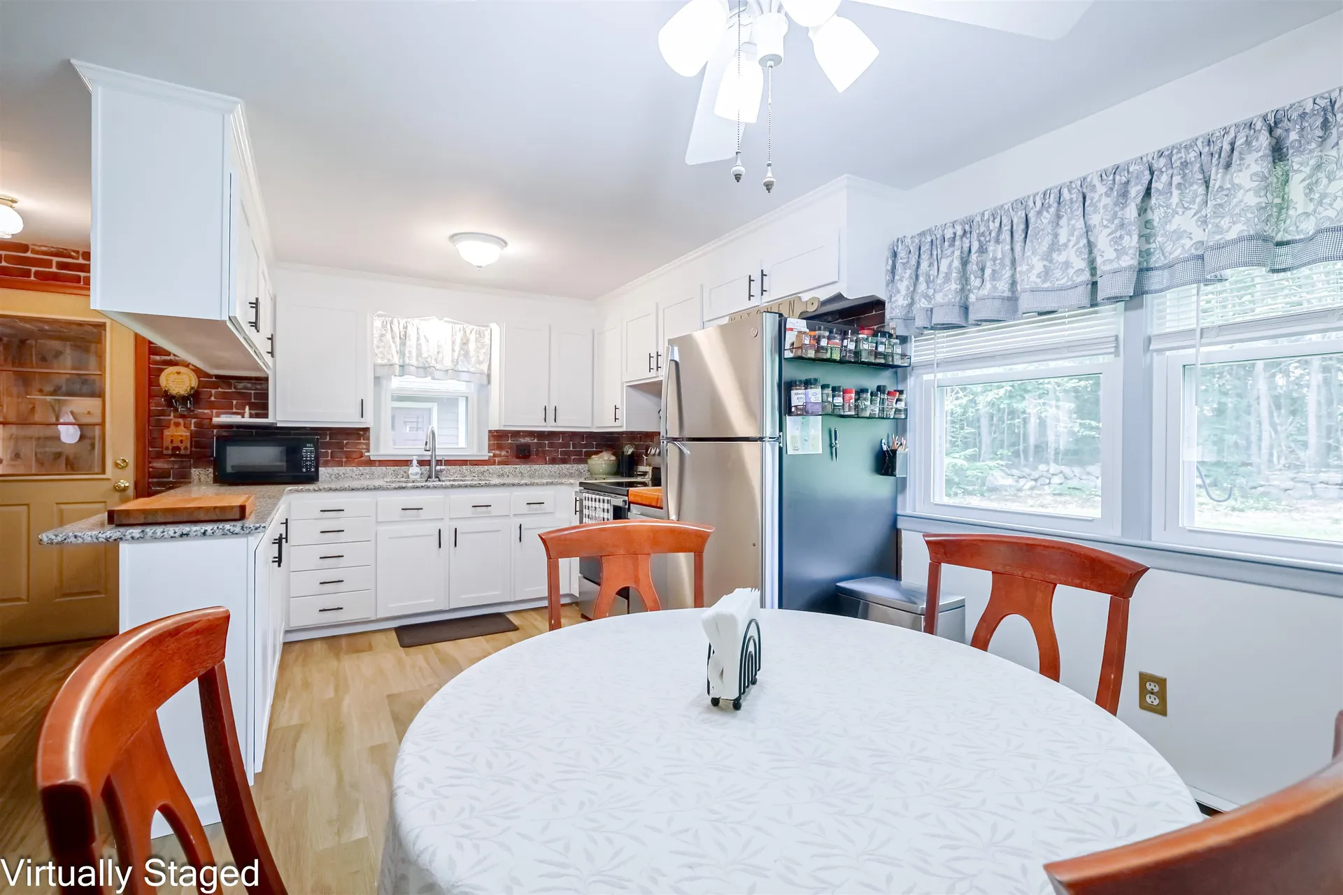 30 Horse Corner Road Chichester NH 03258