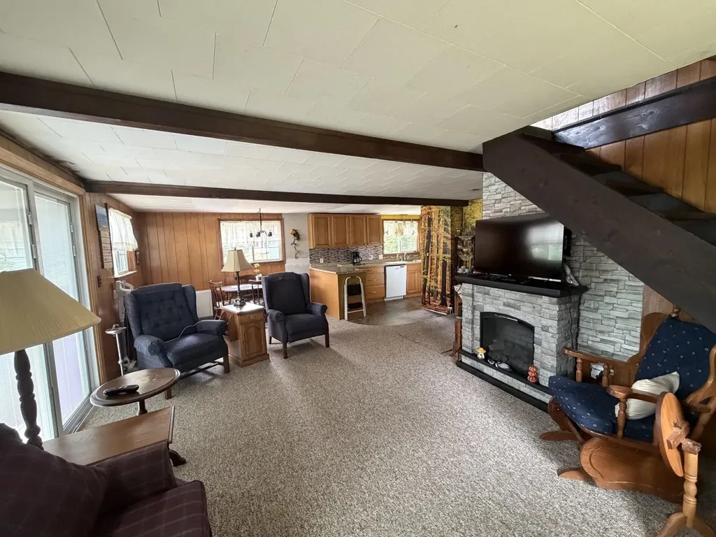 428 Deer Meadow Road Webster NH 03303