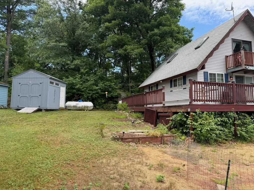 428 Deer Meadow Road Webster NH 03303