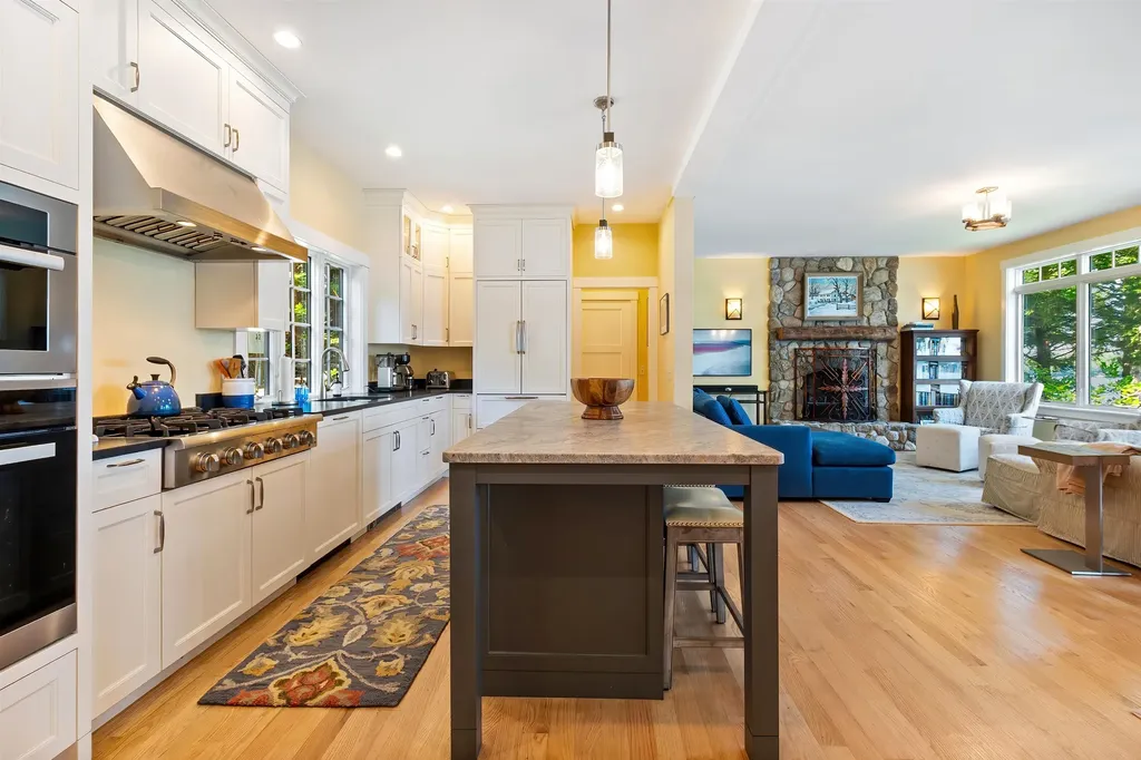 7 Bay Point Lane Sunapee NH 03782