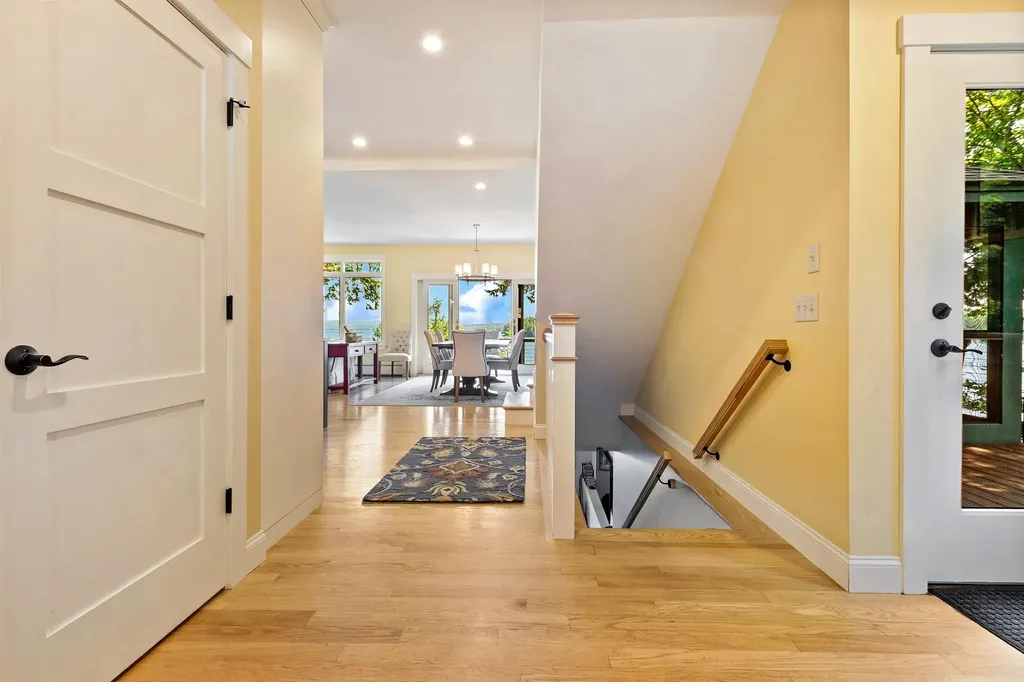 7 Bay Point Lane Sunapee NH 03782