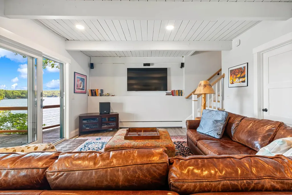 7 Bay Point Lane Sunapee NH 03782