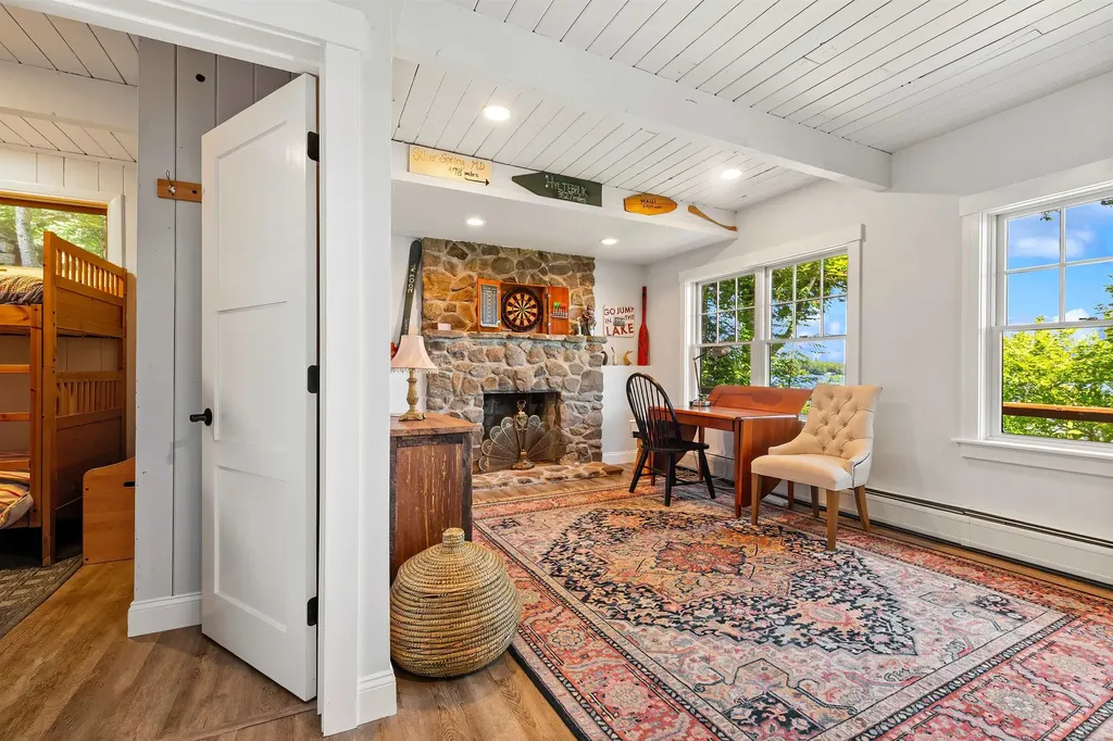 7 Bay Point Lane Sunapee NH 03782