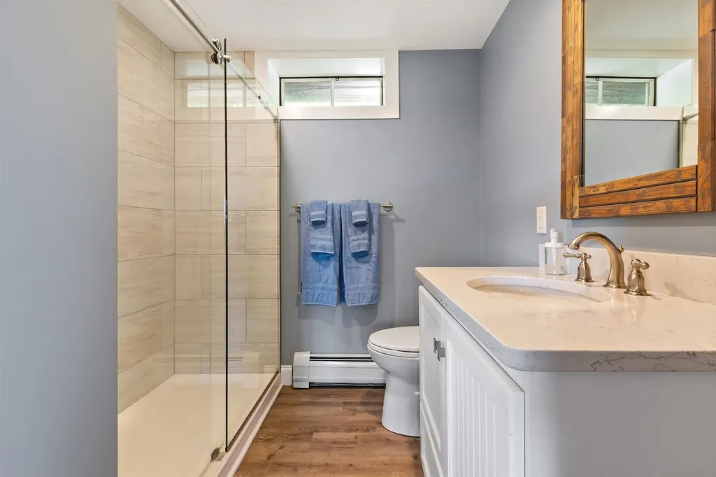 7 Bay Point Lane Sunapee NH 03782