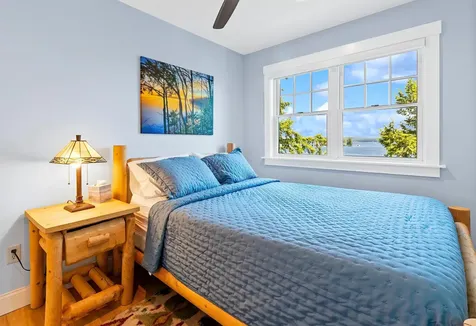 7 Bay Point Lane Sunapee NH 03782
