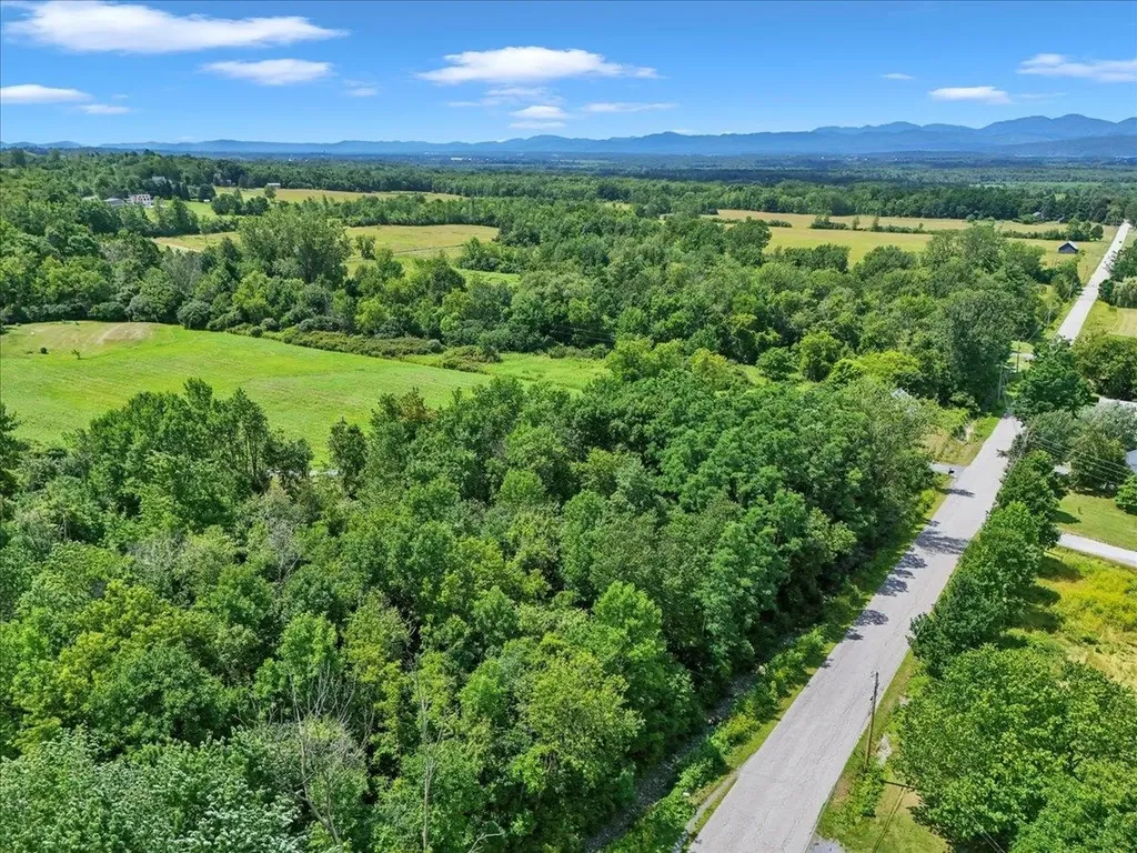 518 Dakin Road Ferrisburgh VT 05456