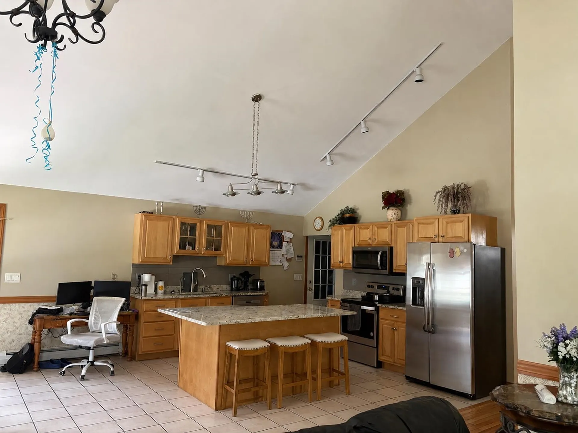 8 Lamontagne Lane Rutland City VT 05701-3782
