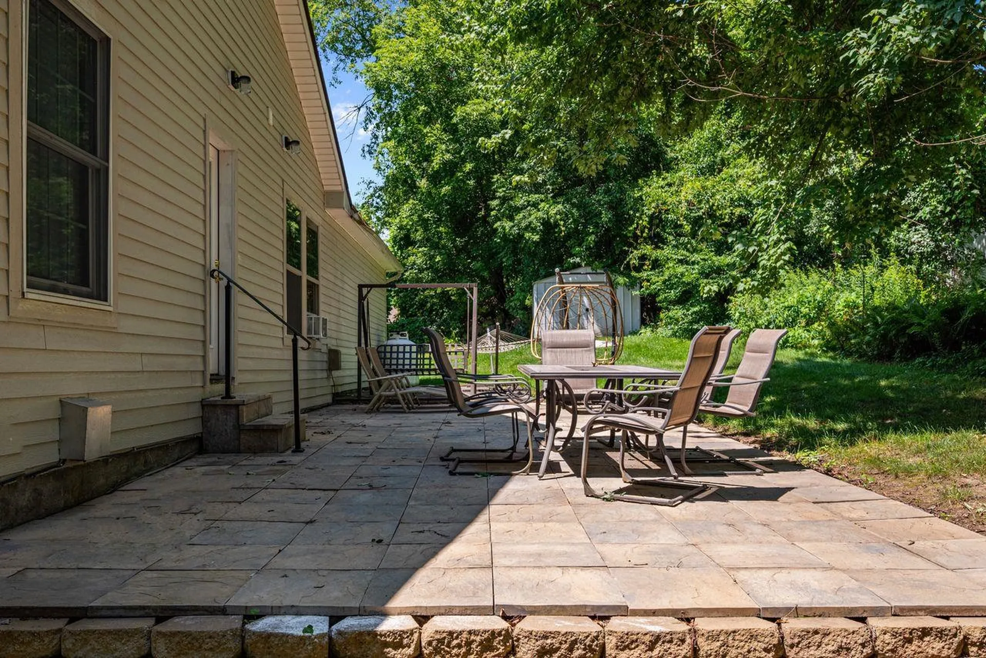 8 Lamontagne Lane Rutland City VT 05701-3782