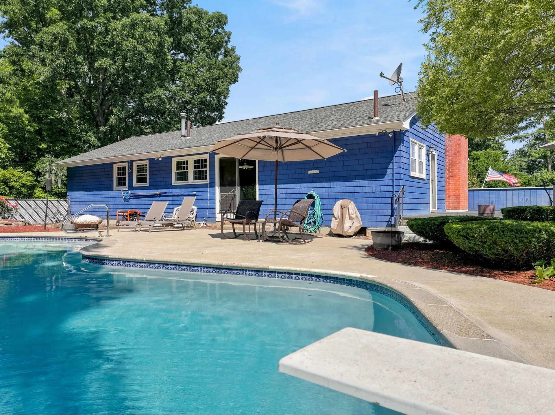 12 Deerhaven Drive Nashua NH 03064