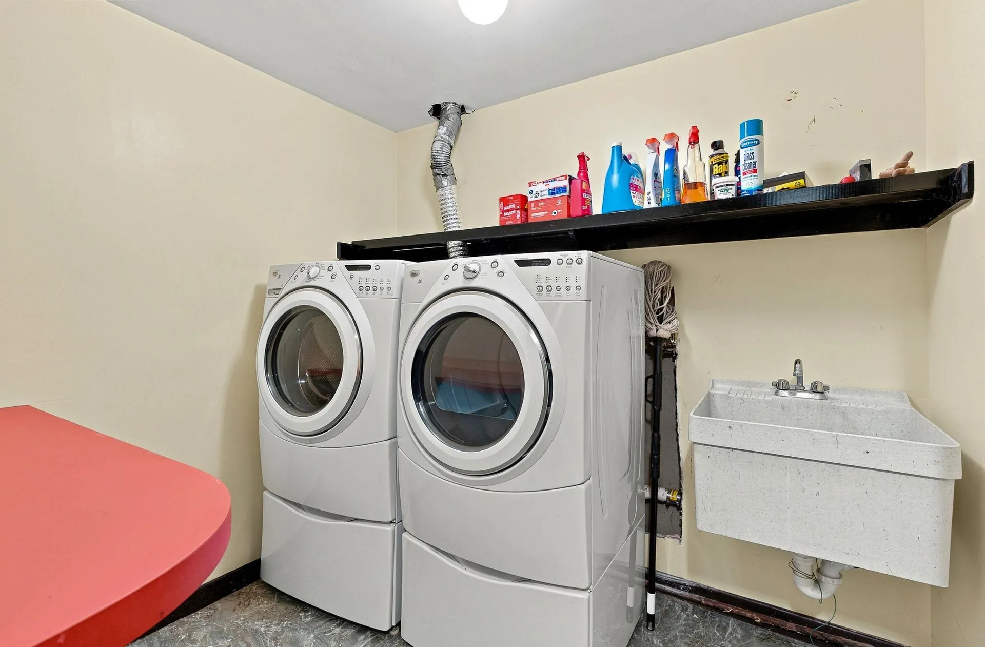 12 Deerhaven Drive Nashua NH 03064