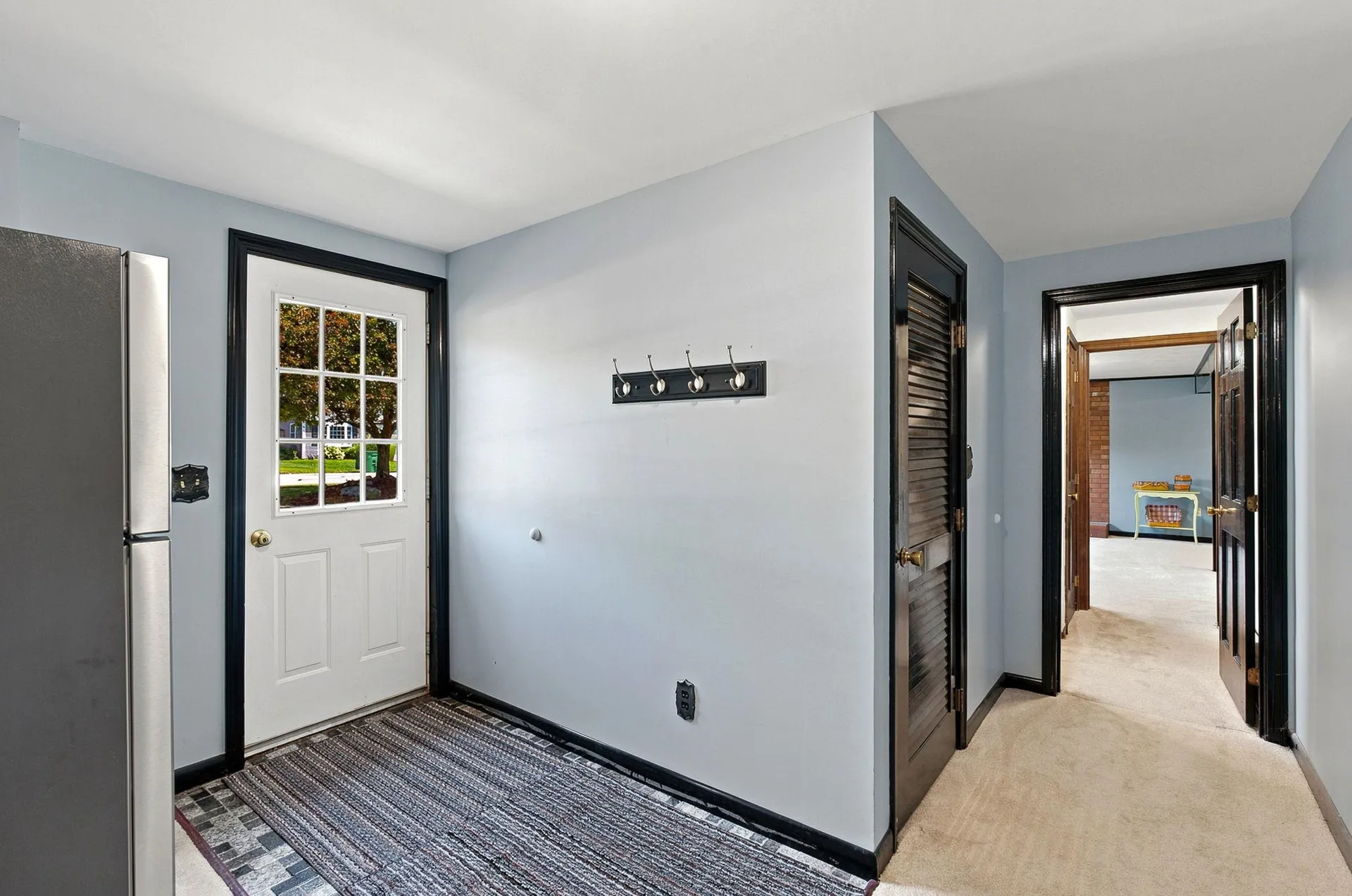 12 Deerhaven Drive Nashua NH 03064