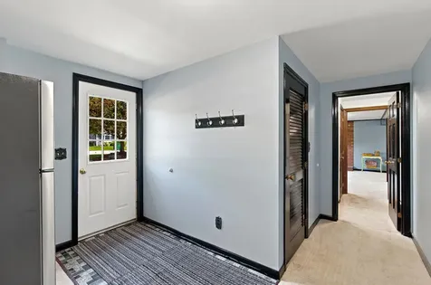 12 Deerhaven Drive Nashua NH 03064