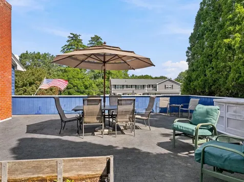 12 Deerhaven Drive Nashua NH 03064