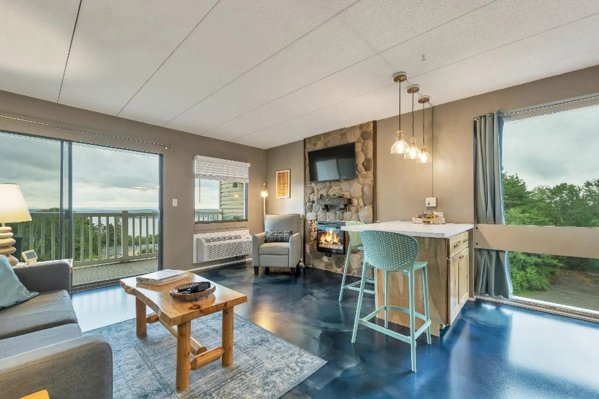375 Endicott Street N Laconia NH 03246