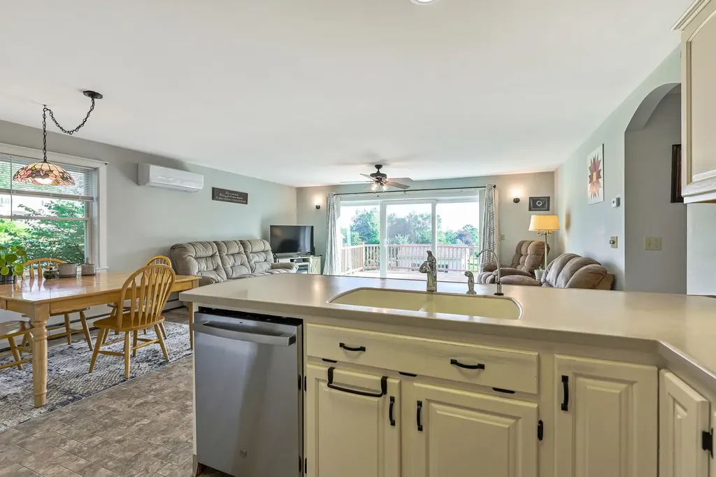 159 Brookes Street Newport City VT 05855