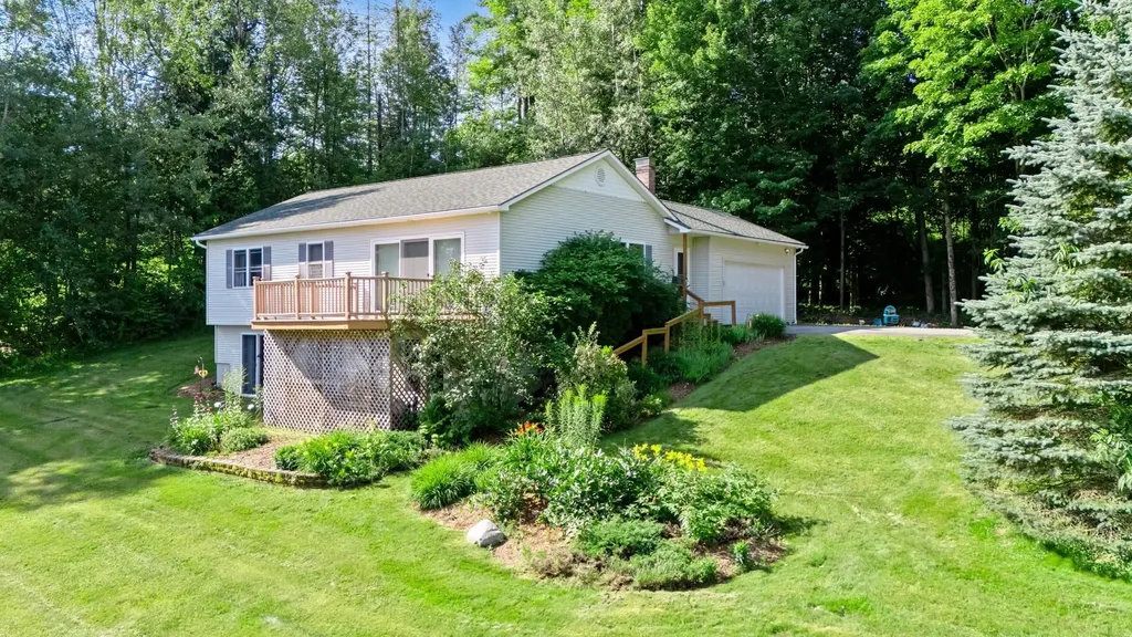 159 Brookes Street Newport City VT 05855