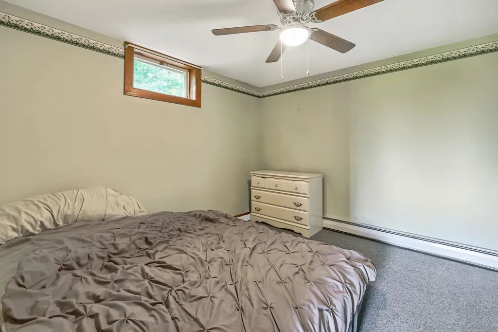 159 Brookes Street Newport City VT 05855