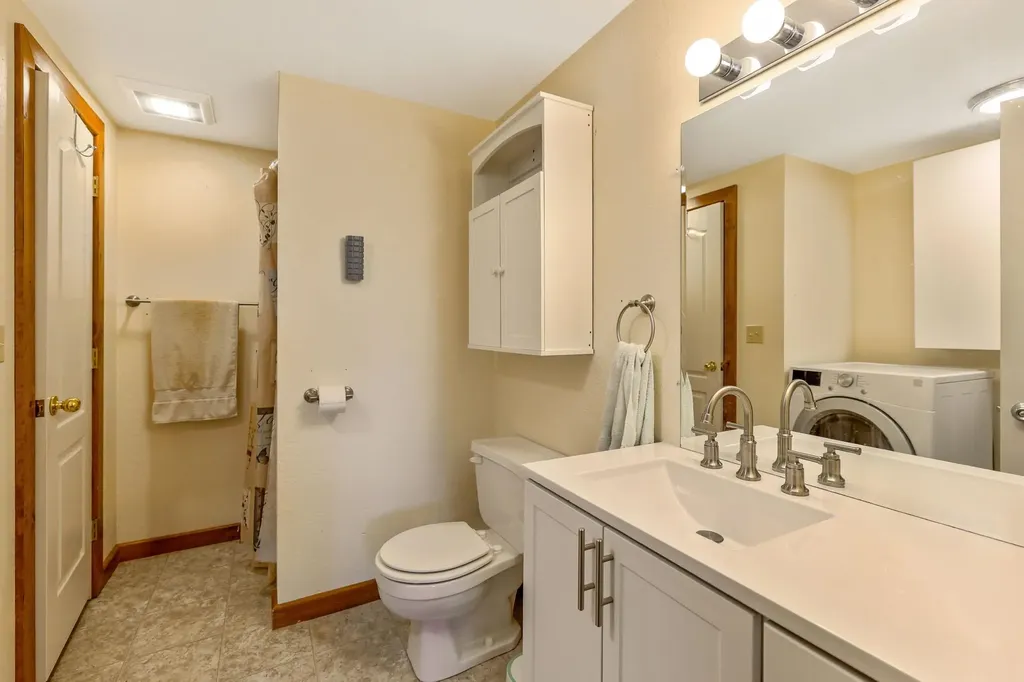 159 Brookes Street Newport City VT 05855