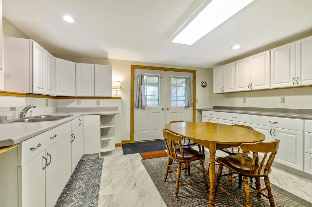 159 Brookes Street Newport City VT 05855