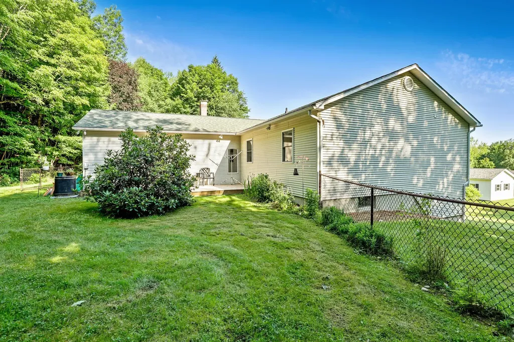 159 Brookes Street Newport City VT 05855