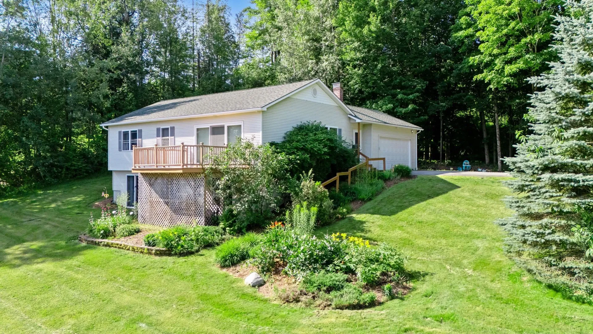 159 Brookes Street Newport City VT 05855