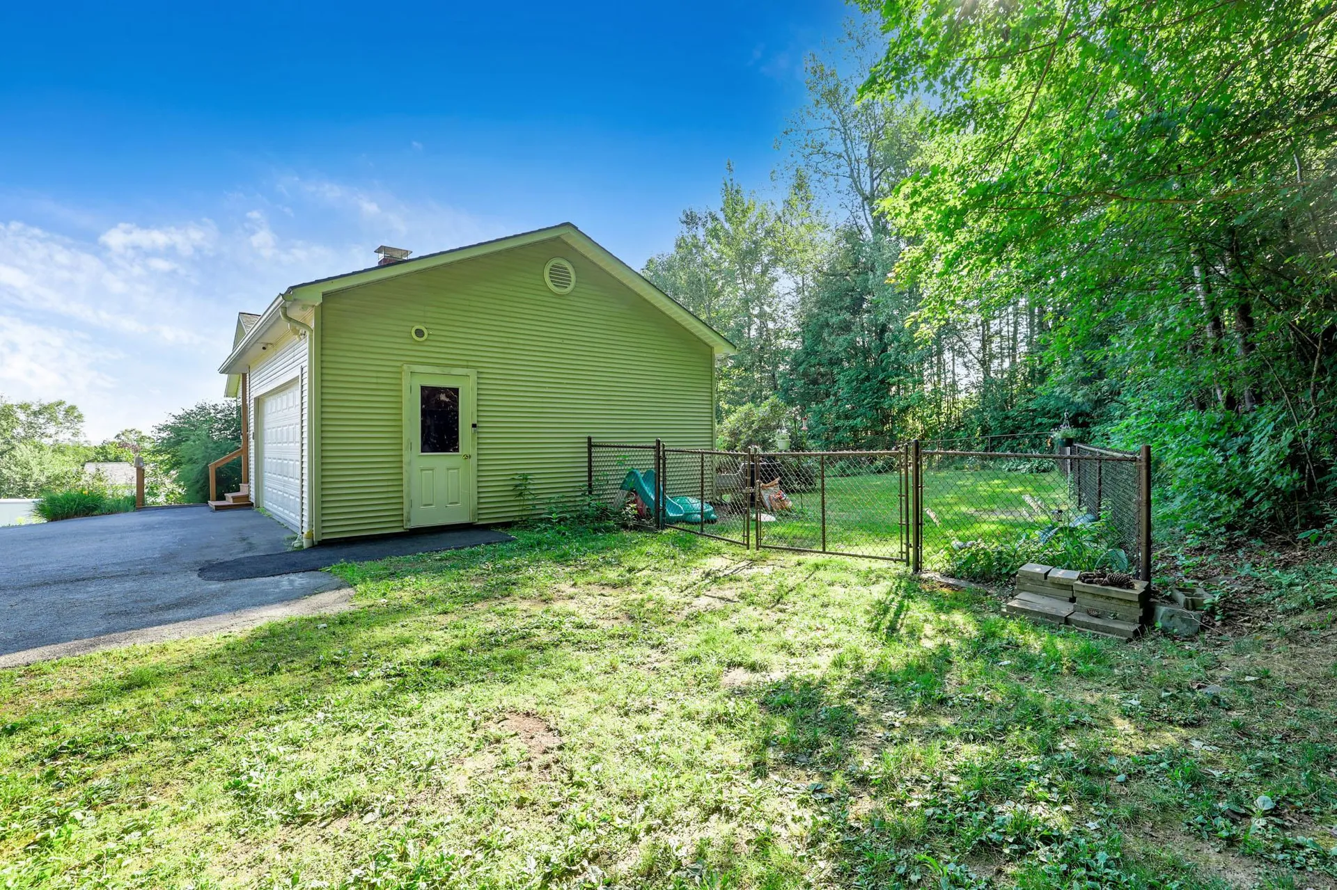 159 Brookes Street Newport City VT 05855