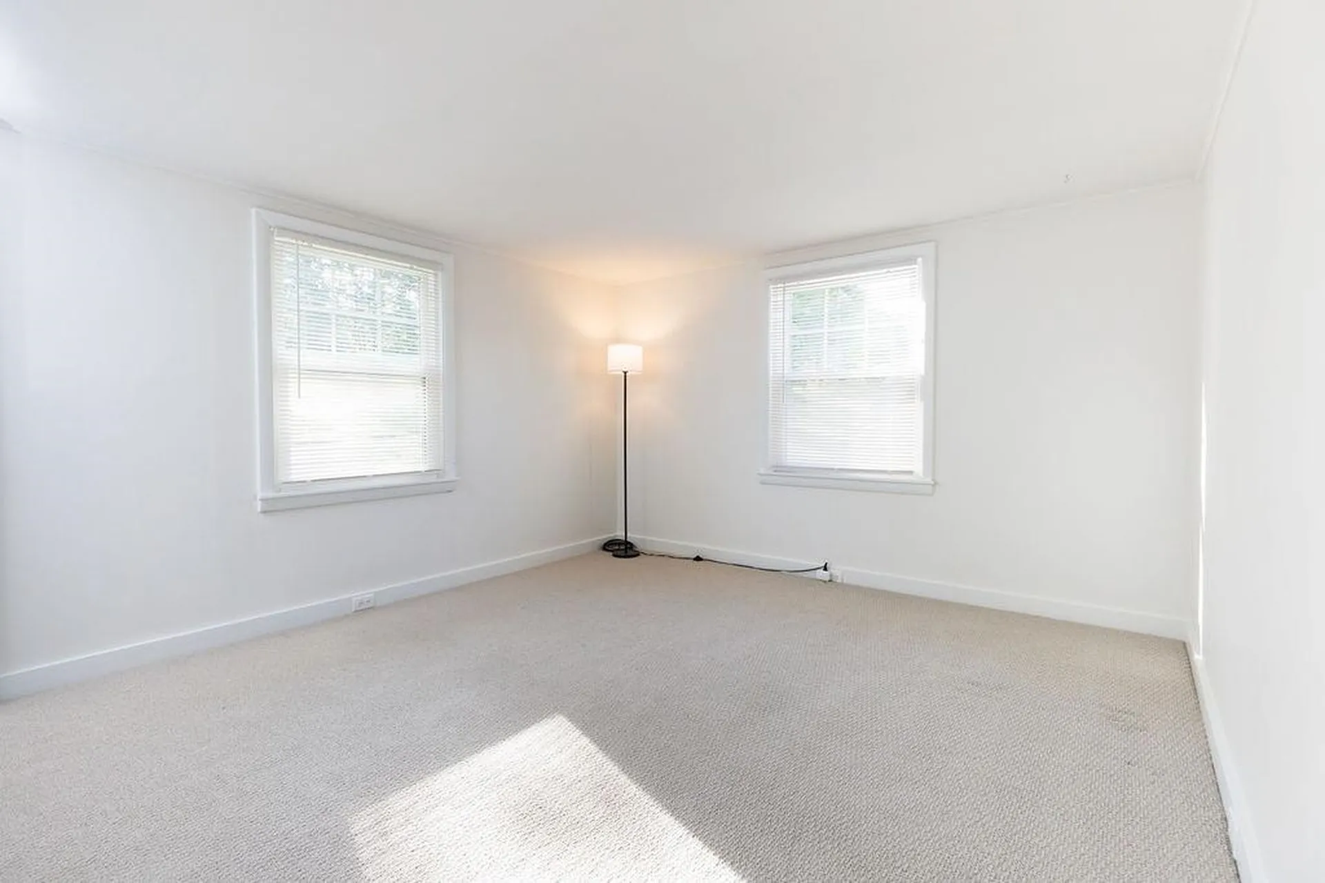 56 Park Laughton Road Dummerston VT 05346